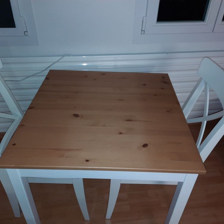 IKEA KÜCHENTISCH + 2 STÜHLE Kaufen auf Ricardo