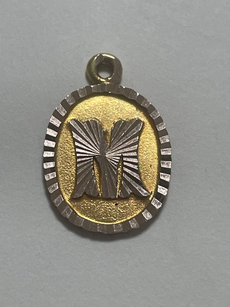 Ciondoli: Pendentif, en or – Usato da Montreux venduto da Pipo7878
