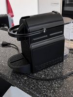 Nespresso Inissia Kaffeemaschine  Schwarz
