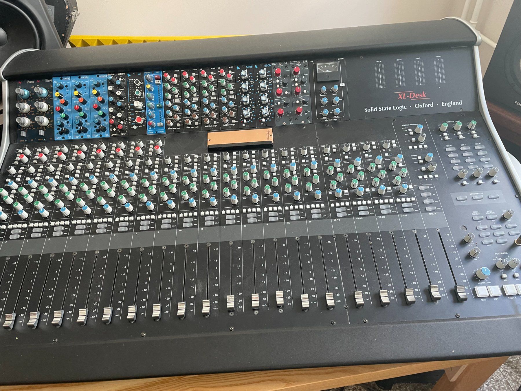 Solid State Logic Mischpulte: Table de mixage professionnel. Solid-State-Logic//  SSL – Gebraucht aus Fribourg von Porgyy 2