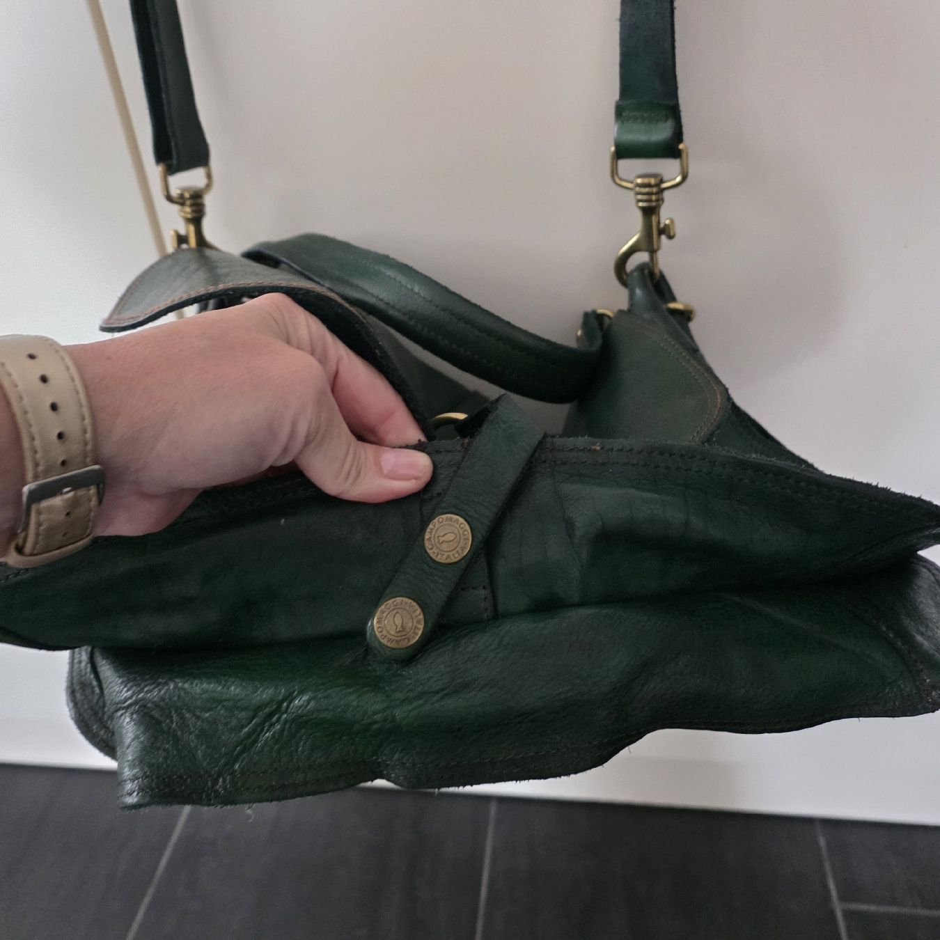 Campomaggi Borse da donna: wunderschöne grüne Ledertasche von Campomaggi  – Nuovo (secondo la descrizione) da Rickenbach b. Wil venduto da diepe 1
