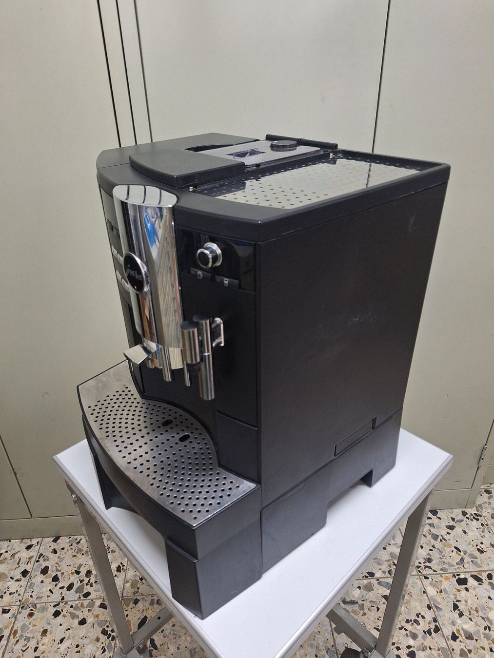 Jura Kaffeemaschinen & Espressomaschinen: Machine à café JURA IMPRESSA XS9 – Defekt aus Laconnex von Patkek29 2