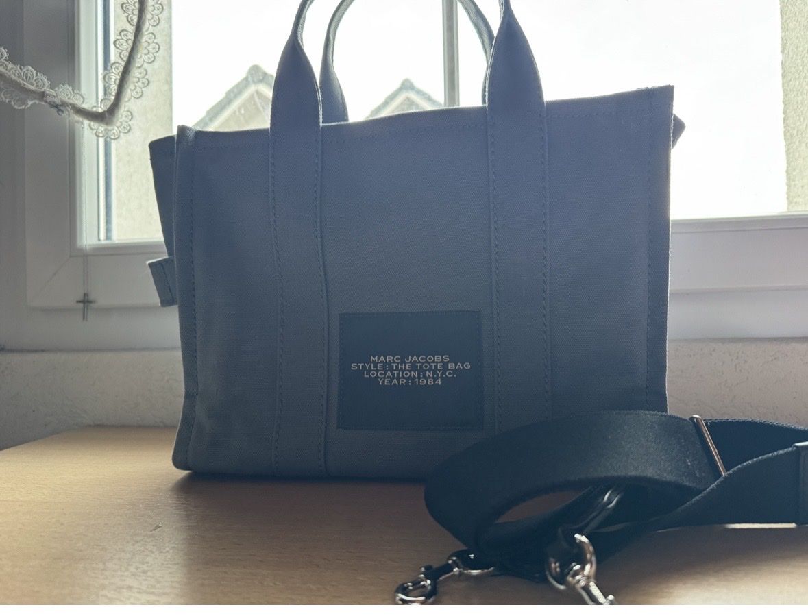 Marc Jacobs Borse da donna: Marc Jacobs The Tote Bag – Usato da Thürnen venduto da fra_pz99 1