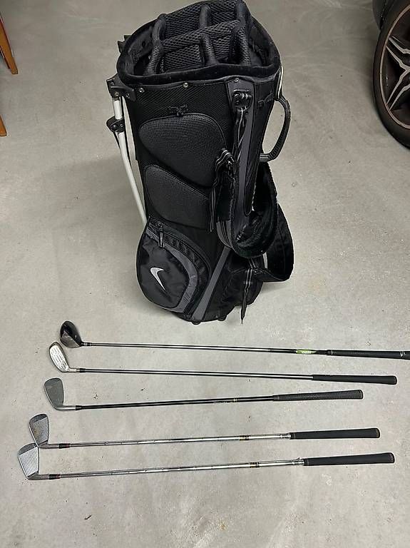 Clubs & Sets: 5 Golfschläger mit Nike Tasche – D'occasion à Speicher par Mugge3 2
