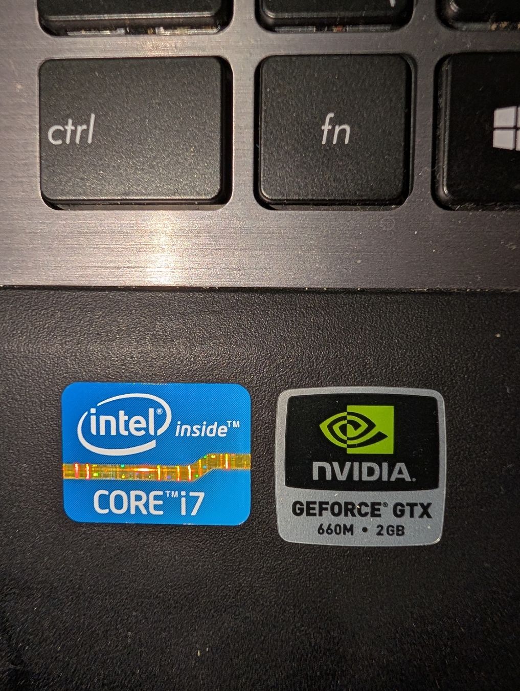 ASUS X55VW Gaming Laptop i7 12GB GTX 660M SSD (Gebraucht) in Châtel-St ...