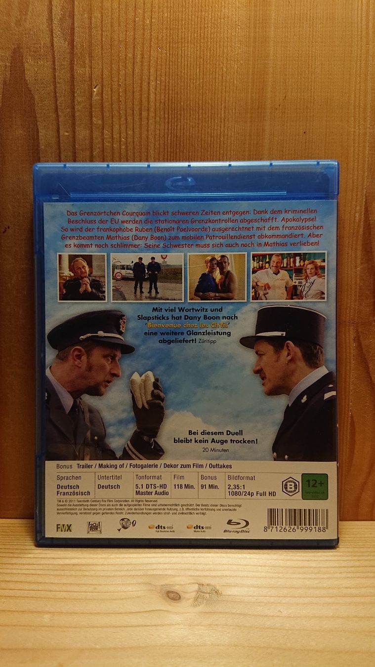 Tutti i DVDs: RIEN À DÉCLARER Nichts zu verzollen Blu-Ray – Usato da Wilderswil venduto da Exebub 1