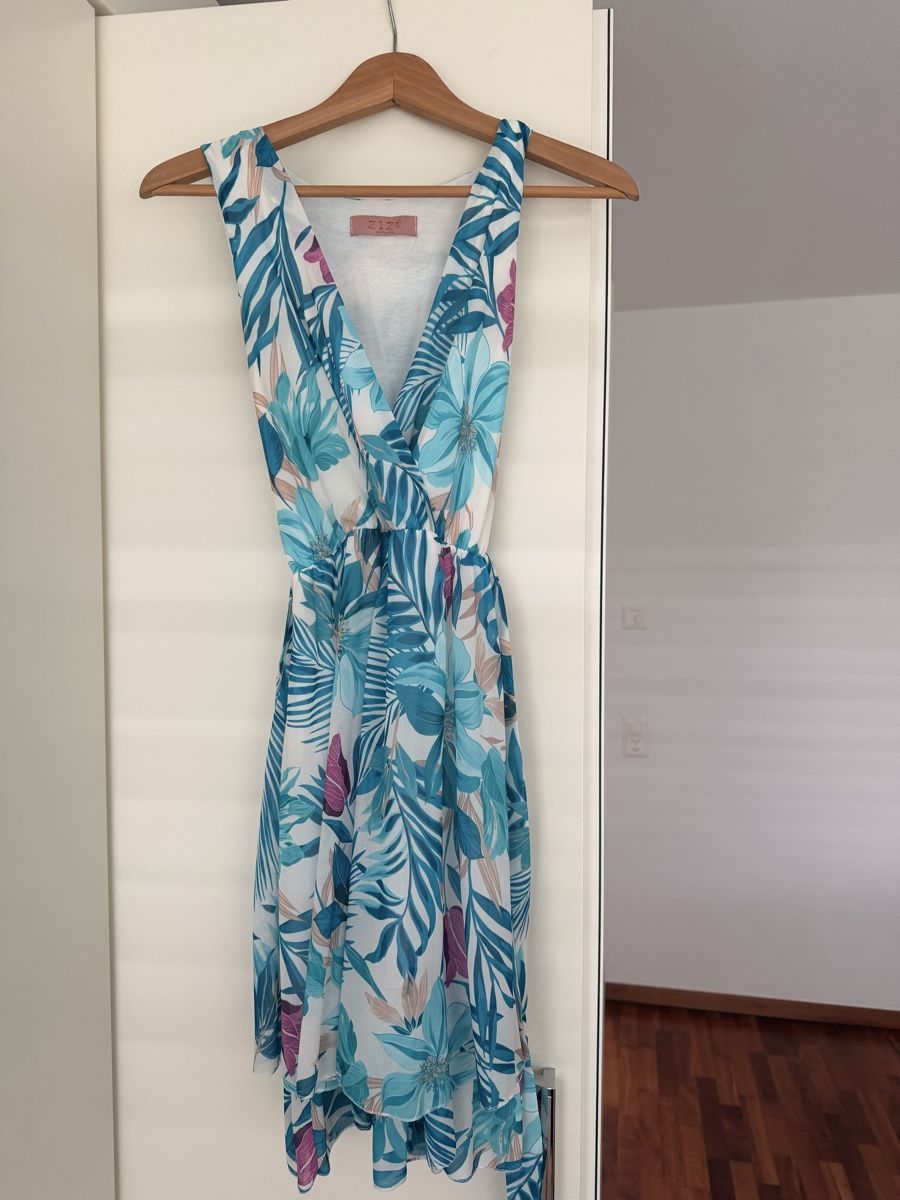 Kleider: Kleid Blumenmuster Grösse S neuwertig – Neu (gemäss Beschreibung) aus Frauenfeld von isa_zph6