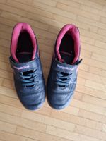 Turnschuhe / Hallenschuhe Grösse 34