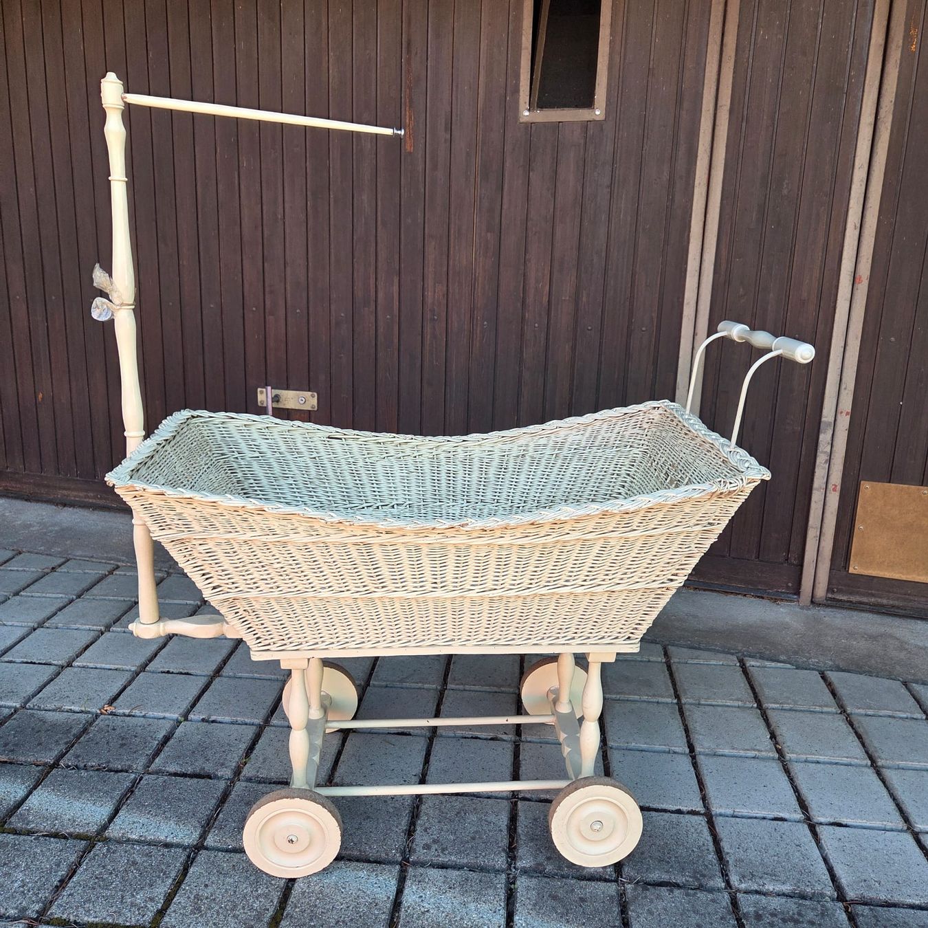 Wiegen & Stubenwagen: Stubenwagen, Kinderwagen – Gebraucht aus Eglisau von euphi75