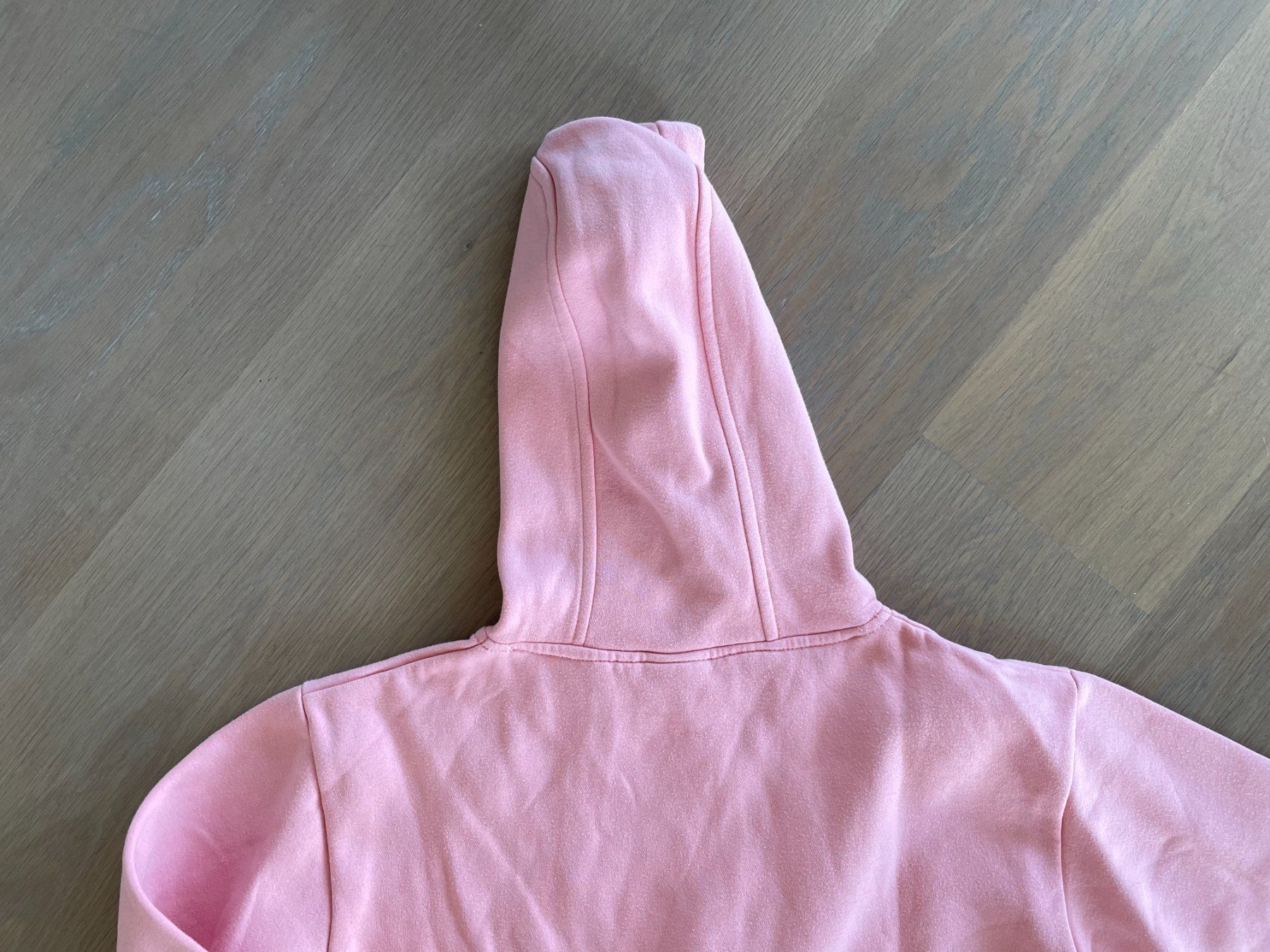 Maglioni & Felpe: Rosa Kapuzen-Pullover in Grösse 38 – Usato da Rüschlikon venduto da user999 5