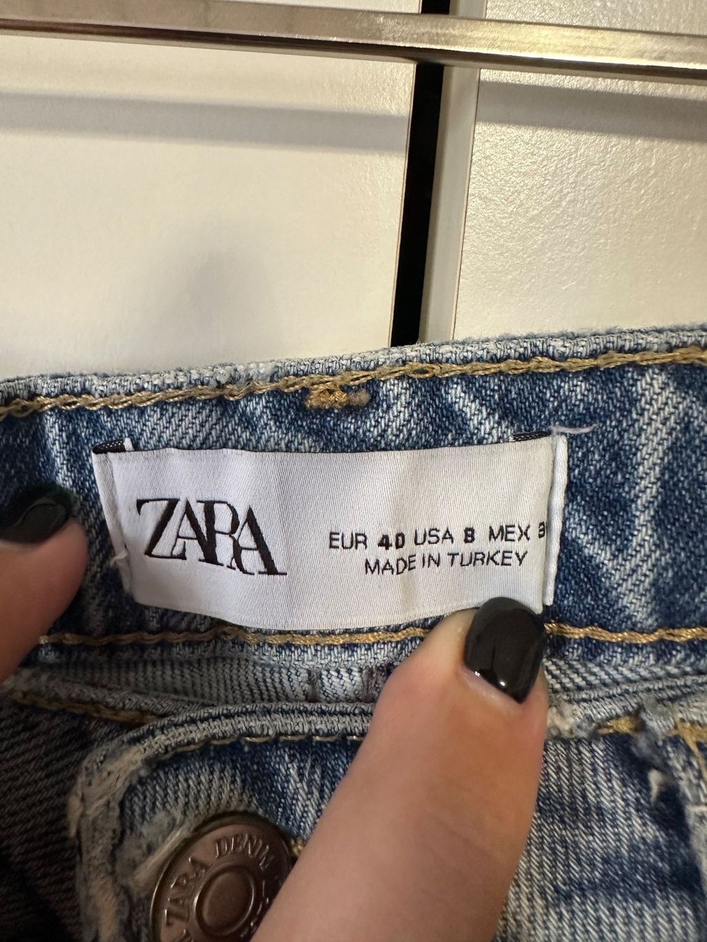 Zara Jeans: HellBlaue Zara Jeans (40) – Usato da Schaan venduto da Hermine2018 1