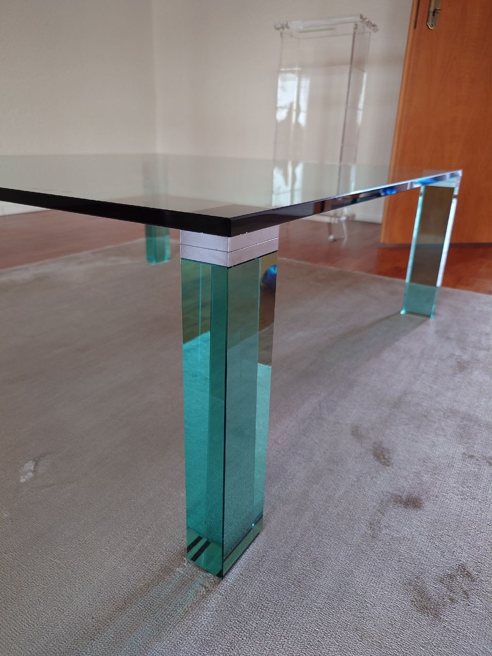 Tische: Glas Couchtisch Wohnzimmertisch Designerstück – Neu (gemäss Beschreibung) aus St. Gallen von Second-Life 2