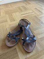 Leather sandals with dark blue stripes, size 38