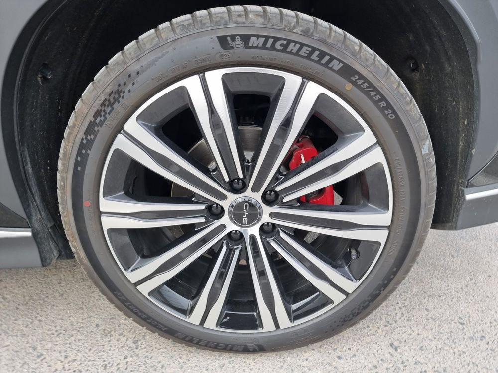 24545 R20 Michelin Pilot Sport 4