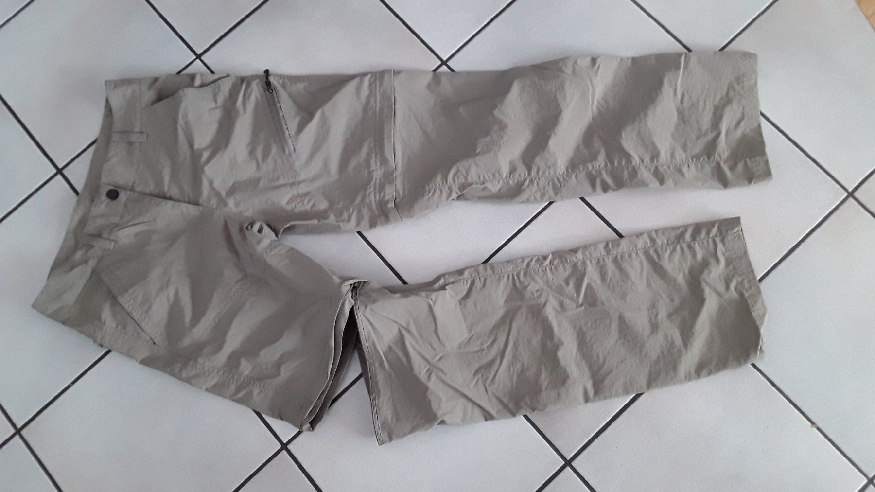 Pantalons: Wanderhose grösse 140 – D'occasion à Dagmersellen par L.Ga. 2