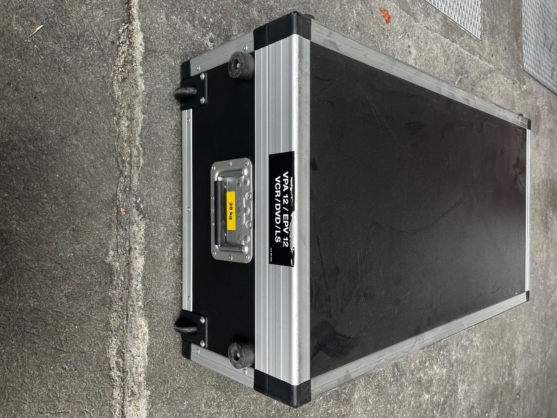 Valigie: VALCA BOX Transportkoffer / Flightcase mit Einlage + Rollen – Usato da Lenzburg venduto da Tempo_1929 8