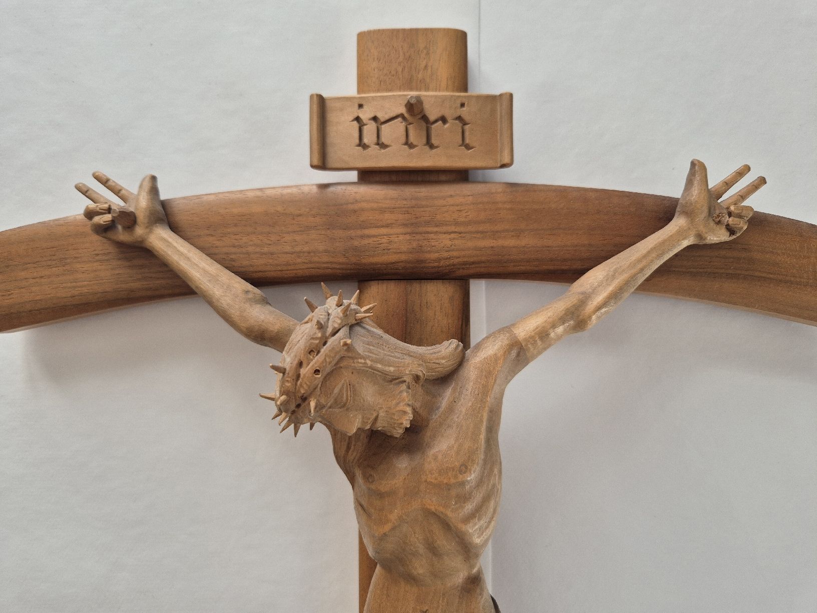 Sculture & Statue: geschnitztes Kreuz 53cm – Usato da Vilters venduto da Fleiflomi 2