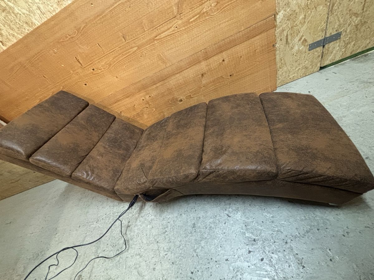 Poltrone: Masagesessel mit funktion – Usato da Zug venduto da Biki72