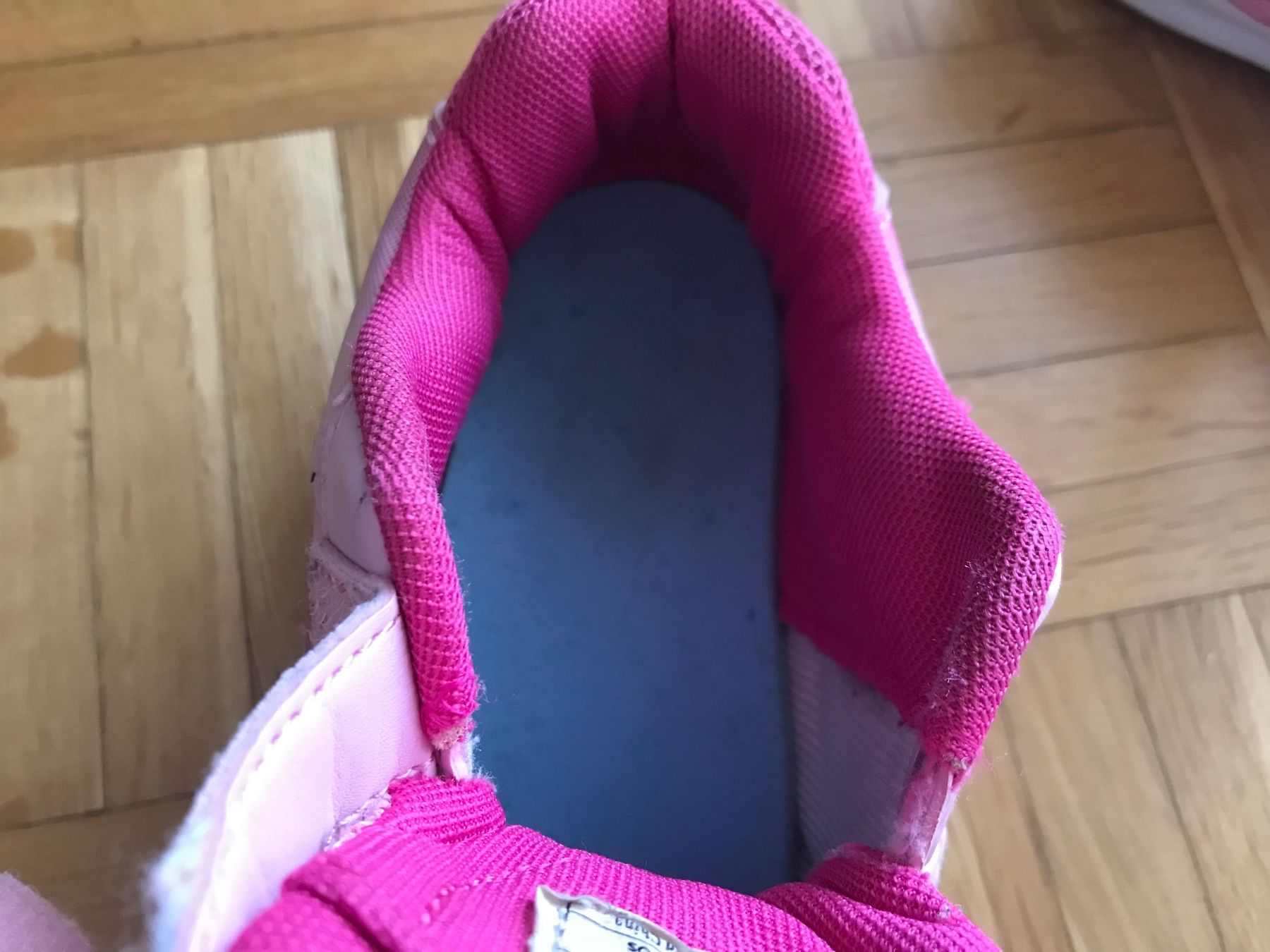 Scarpe per ragazze: Turnschuhe von KangaRoos Grösse 31 rosa – Usato da Emmenbrücke venduto da Hathor123 8