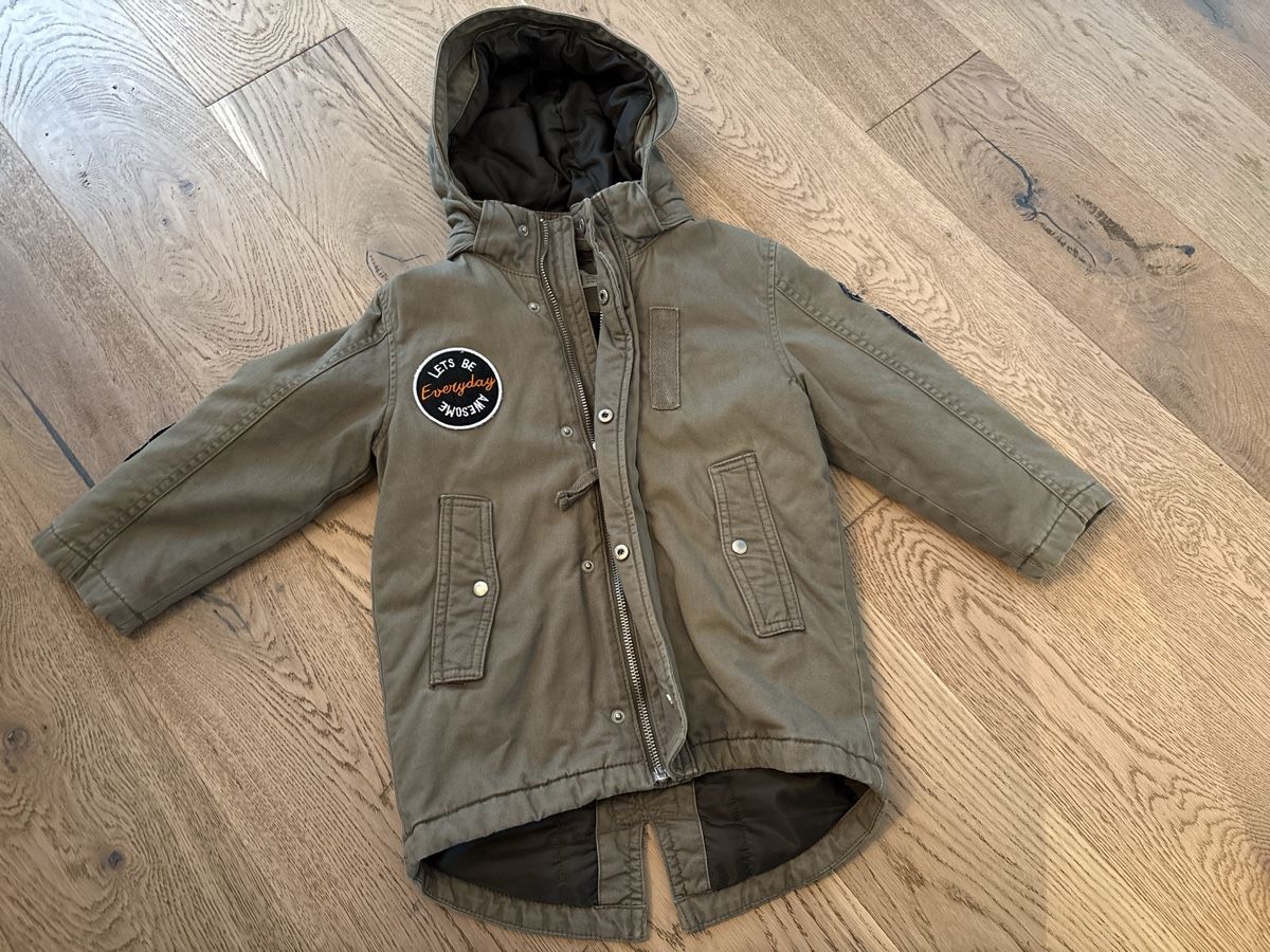 H&M Giacche & Cappotti: Übergangsjacke H&M, Gr 104 – Nuovo (secondo la descrizione) da Dietikon venduto da sue_qzb6 1