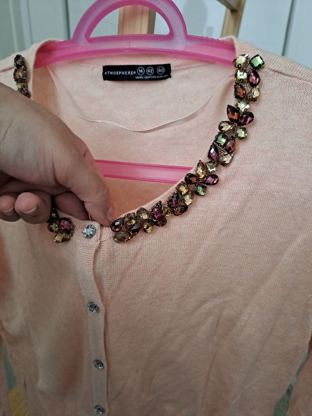 Giacche: Damen Strickjacke mit Schmucksteinen Grösse 40 Rosa – Usato da Rickenbach LU venduto da bishiida 1