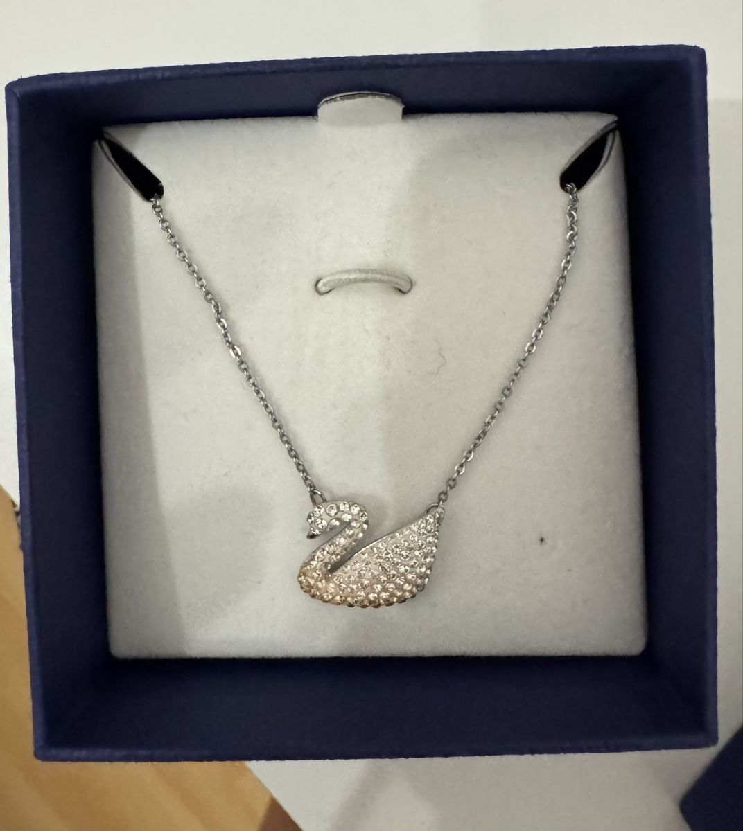 Catenine: Halskette Swarovski Schwan – Usato da Buchs SG venduto da MarijaMK