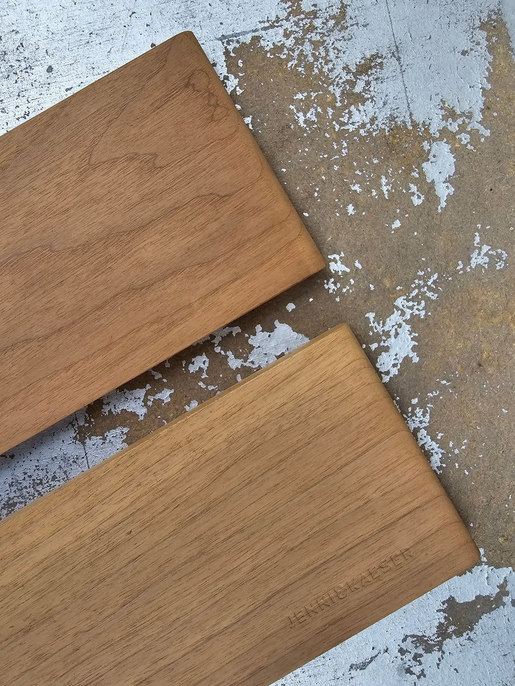 Holzartikel: Holz: Brett-Set 2-tlg. Nussbaum – Neu (gemäss Beschreibung) aus Romanshorn von Rachacha 1