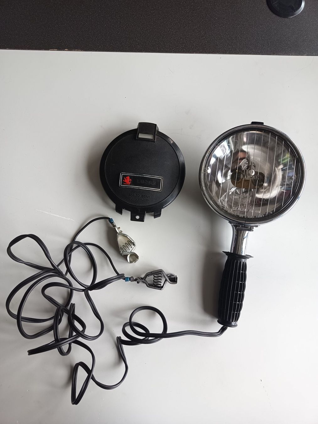 Lampade: Lucas Arbeitscheinwerfer / Handscheinwerfer 12V – Usato da Oberegg venduto da A-Z.Handel.Loehrer