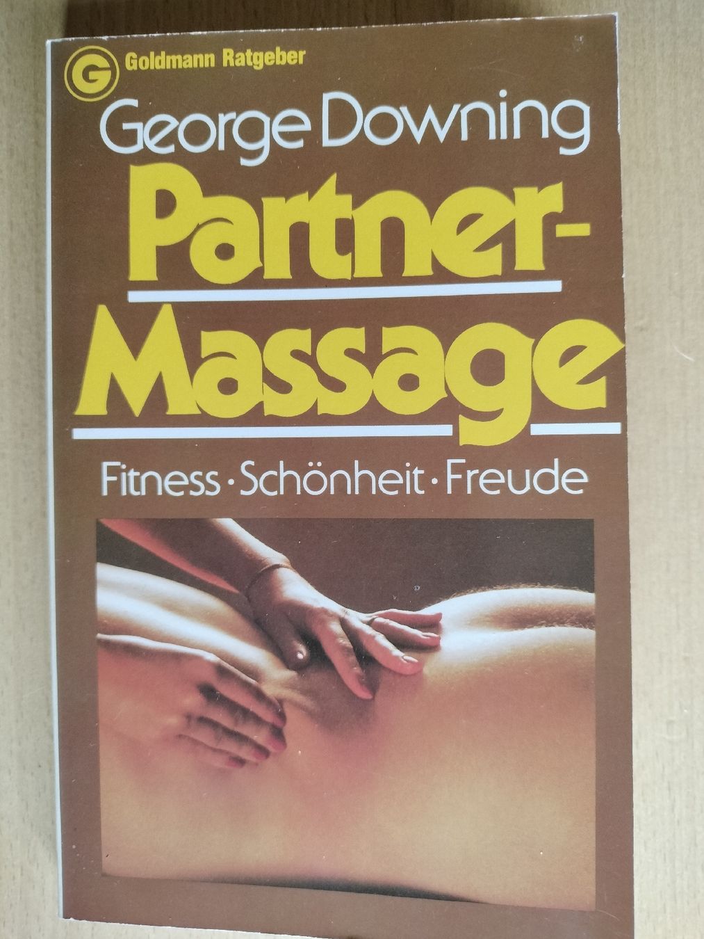 Libri: Altes Partner Massage Taschen Buch – Usato da Schwanden Sigrisw venduto da cadieux71