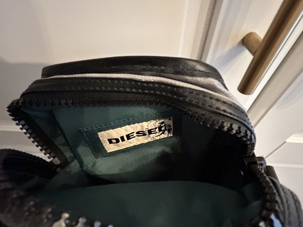 Borse: DIESEL Umhängetasche – Usato da Zürich venduto da dav_dx9c 5