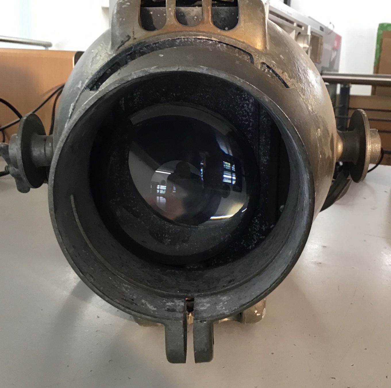 Lustres & lampes de plafonds: Strahler Strand Electric Vintage gebraucht – D'occasion à Dübendorf par sdbu-frappant 2
