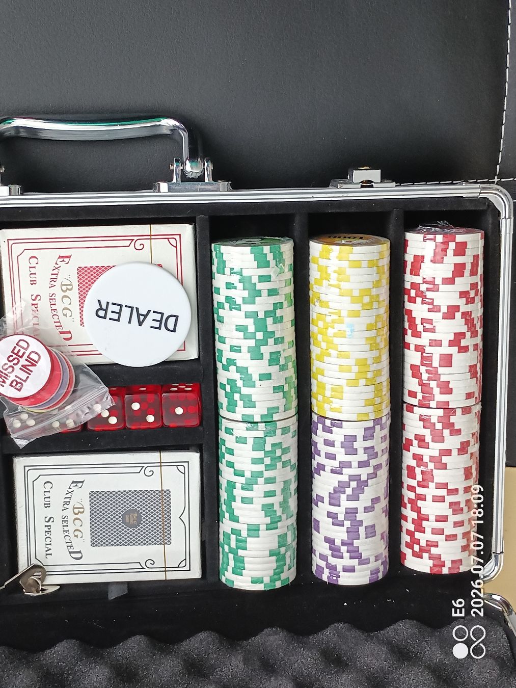 Giochi: Aluminiumkoffer mit Roulette-Jetons – Nuovo e nell'imballaggio originale da Zürich venduto da Mitzi6 2