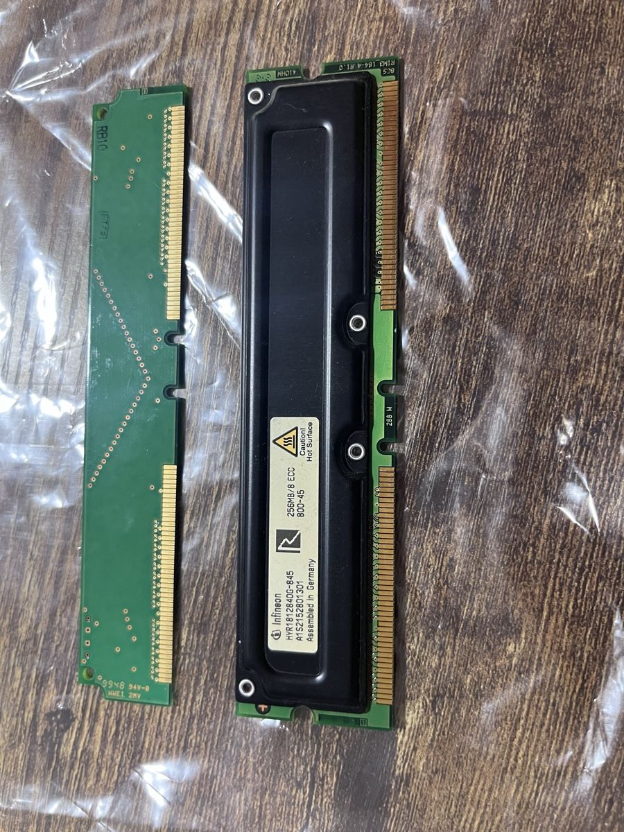 Memory / RAM: Infineon RDRAM + C-RIMM Continuity Module – Neu (gemäss Beschreibung) aus Zürich von cls_jgc7