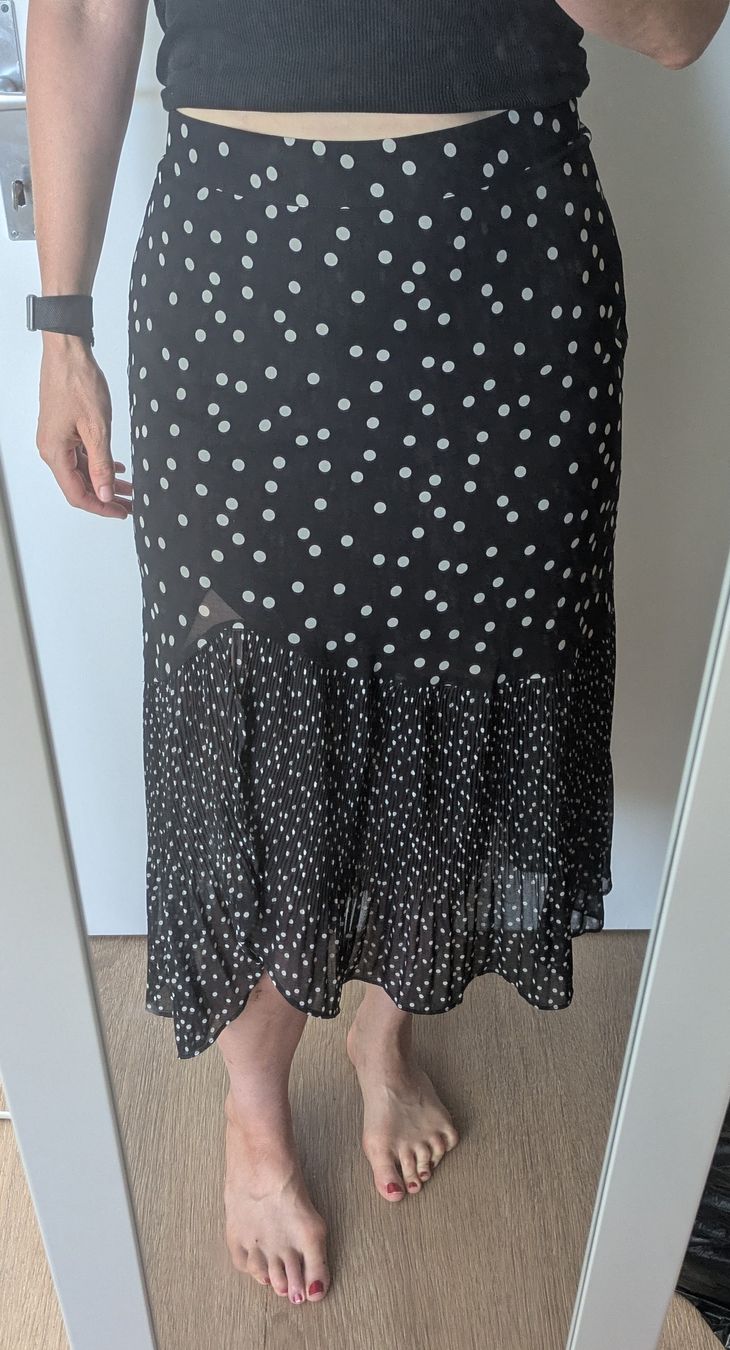 Gonne: Black  mesh midi skirt – Usato da Ettingen venduto da hms_w27b