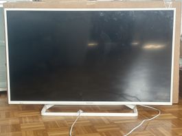 Panasonic LCD TV TX-42ASW604W 42 Zoll weiss gebraucht