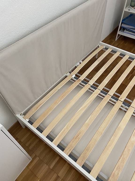 Ikea Letti: Bettgestell mit Lattenrost 1.40x2m – Usato da Zürich venduto da kat_ptq9 1