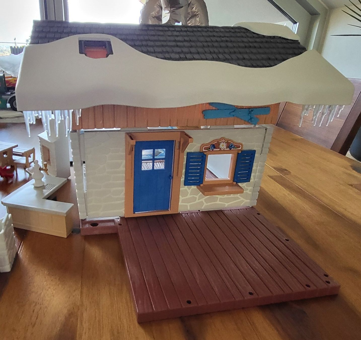 Playmobil Giocattoli: Playmobil Winterhütte – Usato da Wangs venduto da mimidati 1