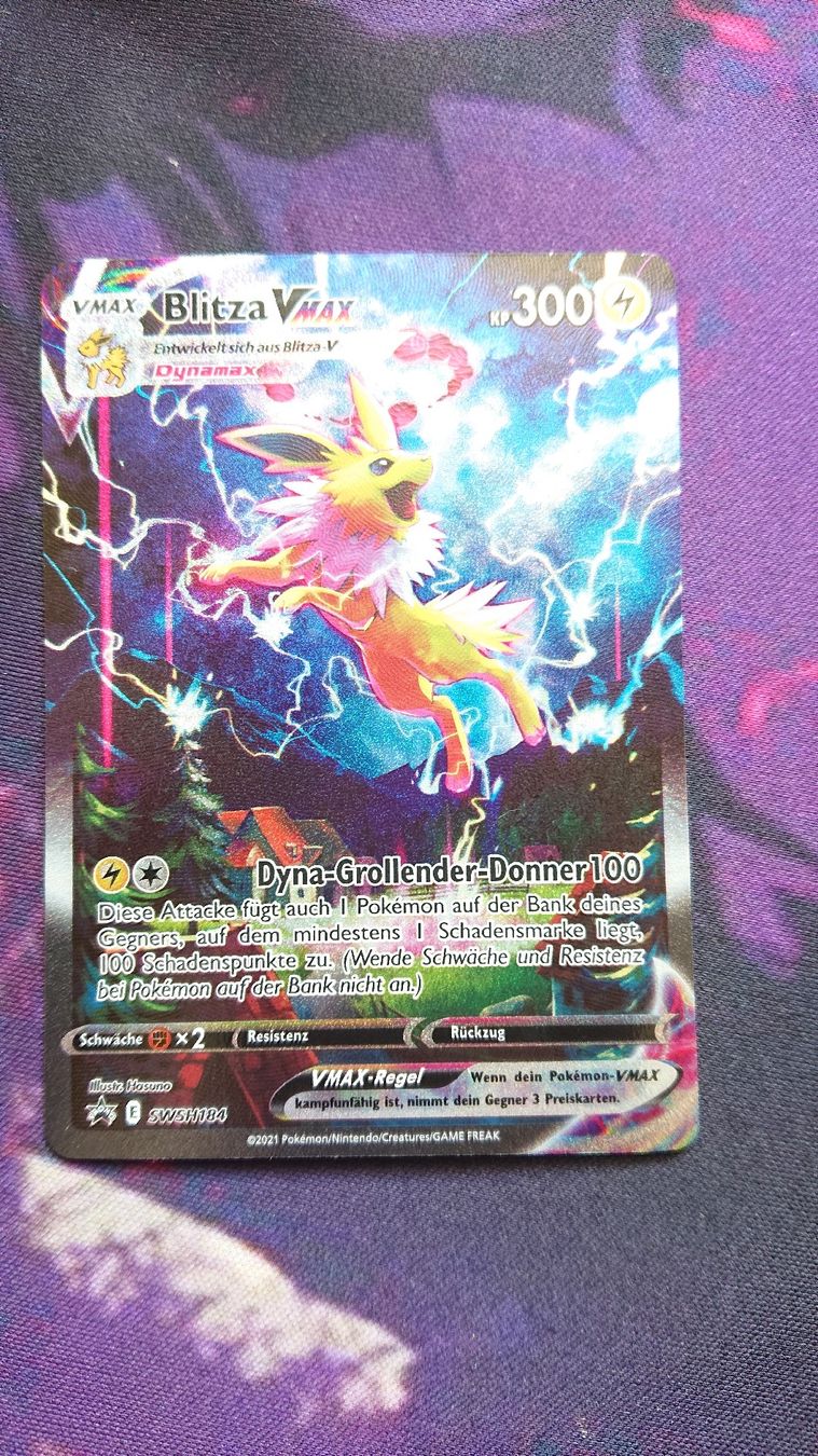 Pokémon Cartes à collectionner: Blitza VMAX SWSH184 DE – Neuf (Voir description) à Chur par FreakofRarity 2