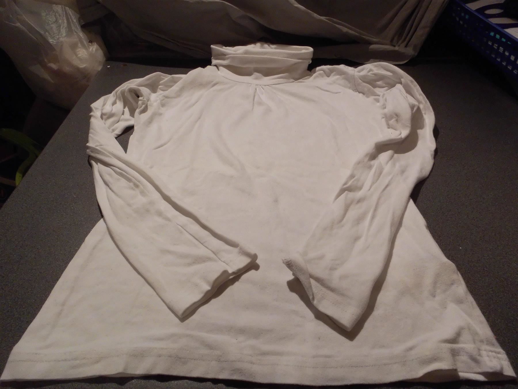 C&A Pullover & Sweatshirts: Rollkragenpullover Grösse M, Clock. weis – Gebraucht aus Zürich von abraxas1291