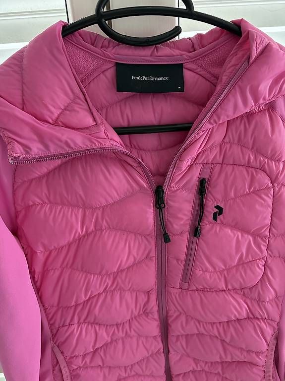 Jacken: PEAK PERFORMANCE Jacke – Neu (gemäss Beschreibung) aus Egg b. Zürich von eve_h8pg
