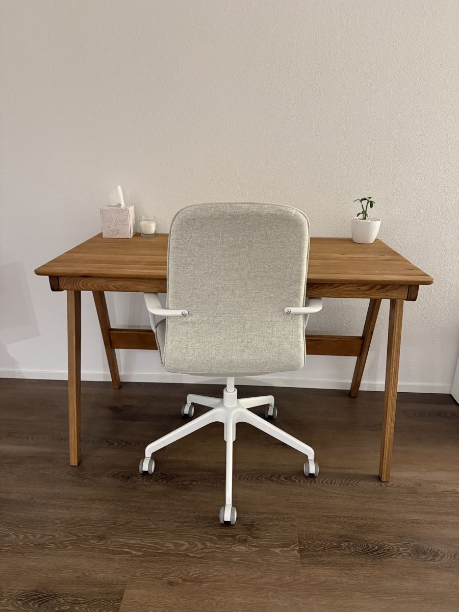Ikea Chaises: Bürostuhl Ikea  – Neuf (Voir description) à Uzwil par Milenaa22 1