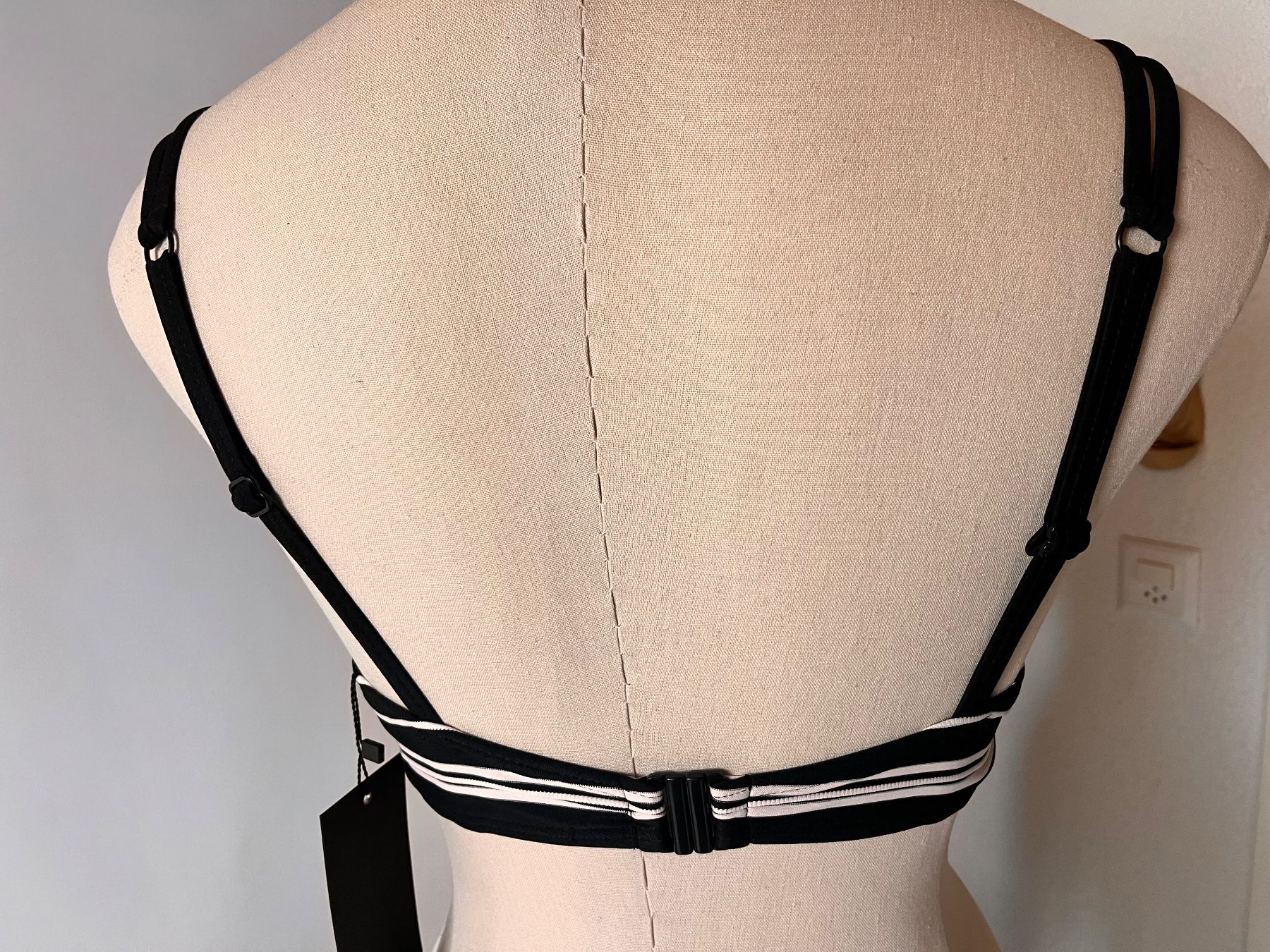 Chiemsee Costumi da bagno & Bikini: CHIEMSEE, Bikini, Grösse 36E/36, Farbe Schwarz/Weiss – Nuovo e nell'imballaggio originale da Rudolfstetten venduto da gst_g7xl 3