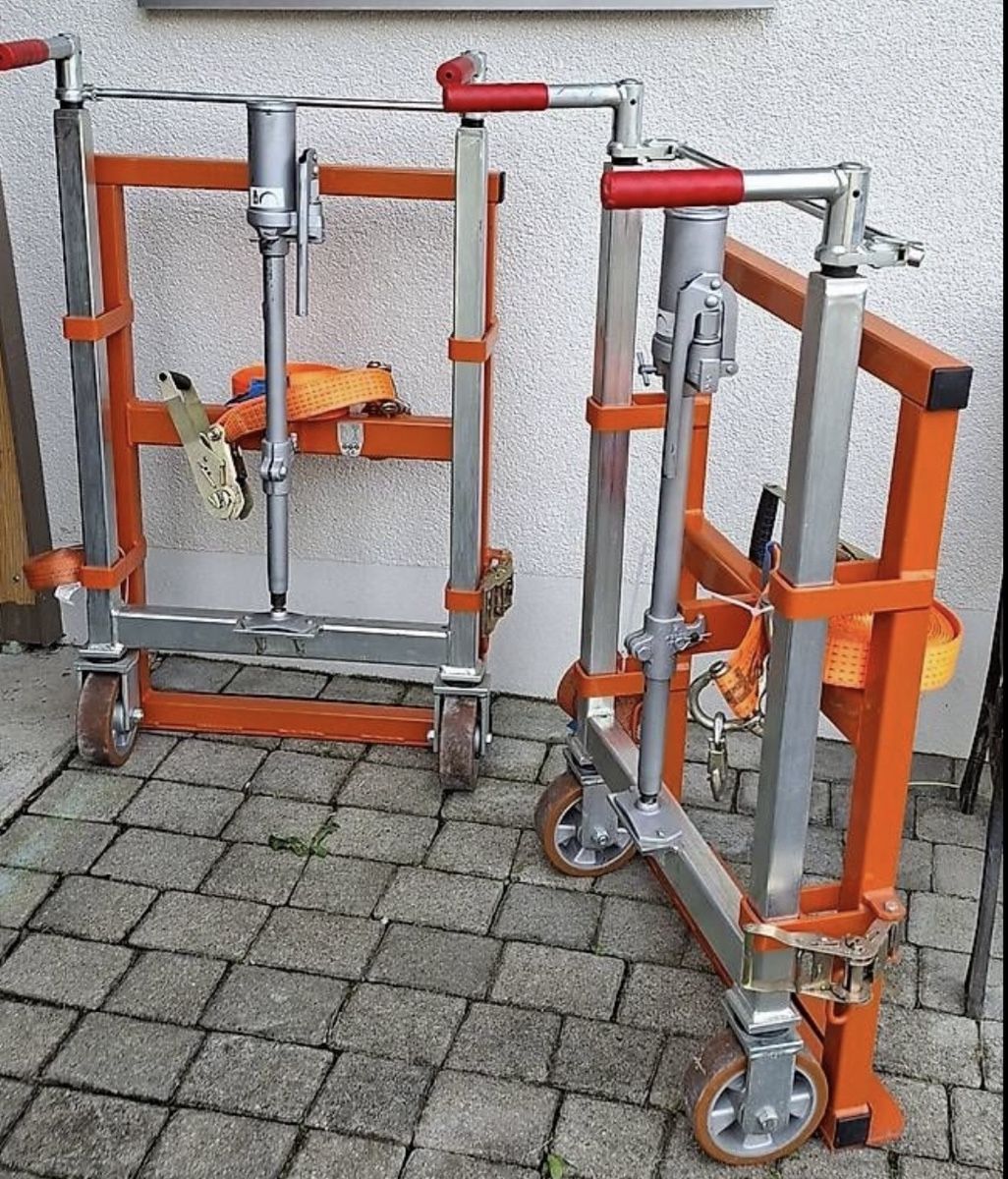 Piattaforme elevatrici & Crick: Schwerlastwägeli Hydraulisch Heber – Usato da Oberriet SG venduto da Justizia1957