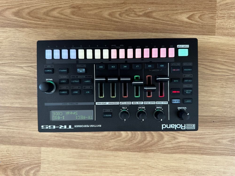 Roland TR6S Drum machine/groovebox Kaufen auf Ricardo