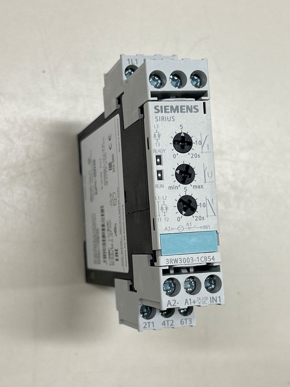 Siemens Altro per industria metallurgica: Sanftstarter Siemens 1.1kW – Usato da Saas-Grund venduto da Knabberch