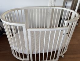 Stokke Sleepi V2 Komplettset in Weiss – Top Zustand