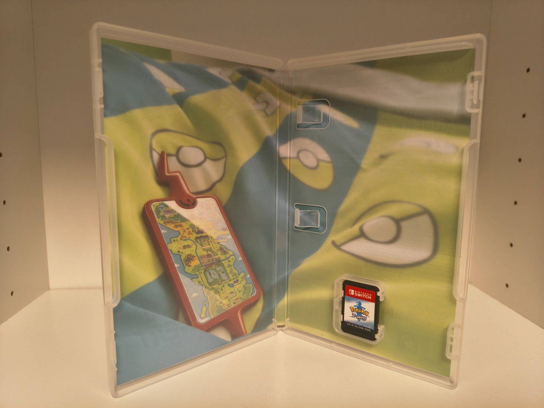 Spiele: Nintendo Switch - Pokemon Schwert – Gebraucht aus Schaffhausen von thugNme 2