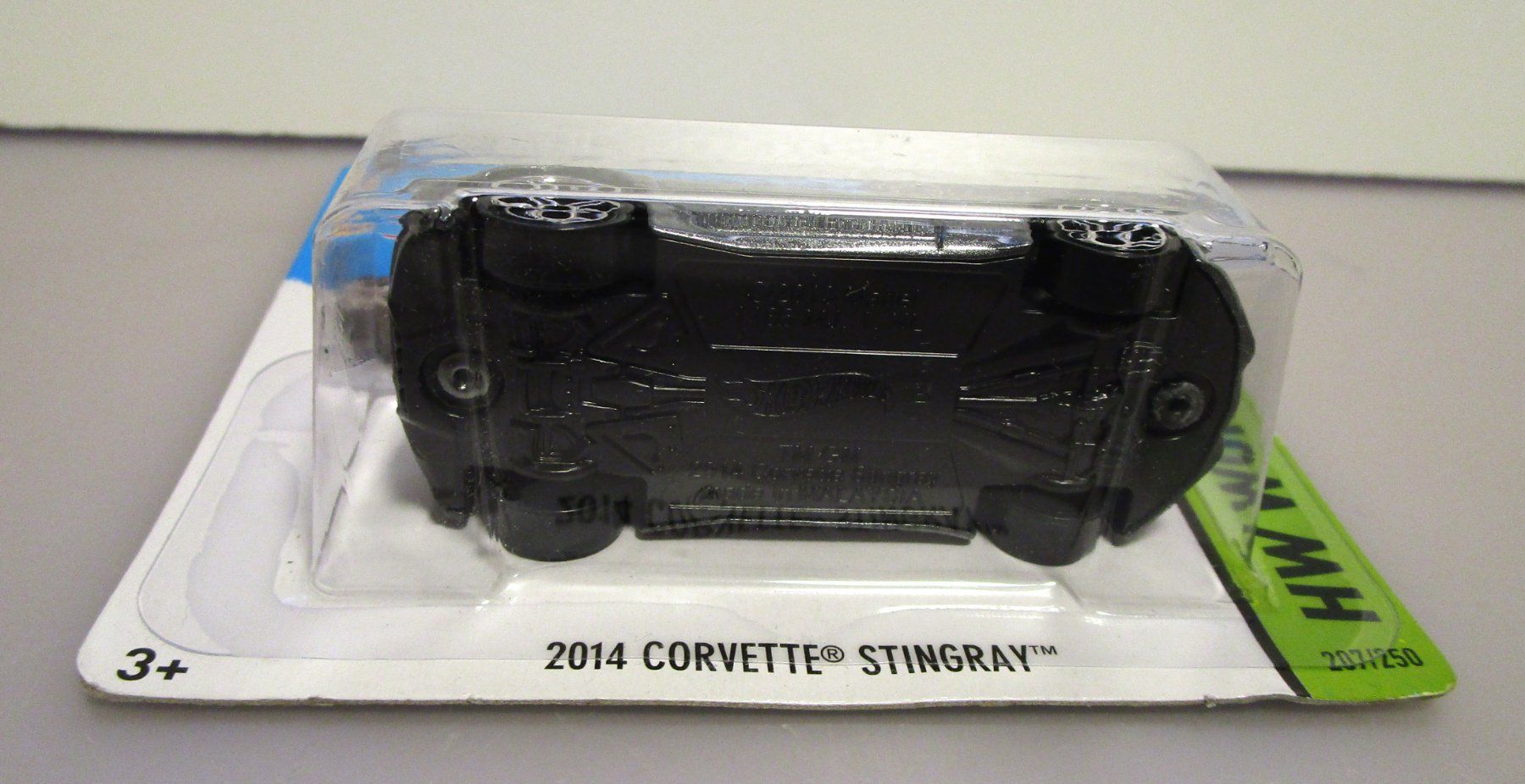 Hot Wheels Voitures modèles: HOT WHEELS 2014 CORVETTE STINGRAY - BFD78 – Neuf avec emballage d'origine à Chêne-Bourg par breno56 4