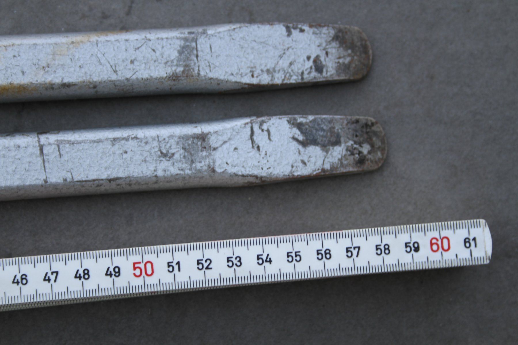 Tutti gli attrezzi: 2 Buco Reifenmontierhebel  58 cm. – Usato da Triesen venduto da gleis8 2