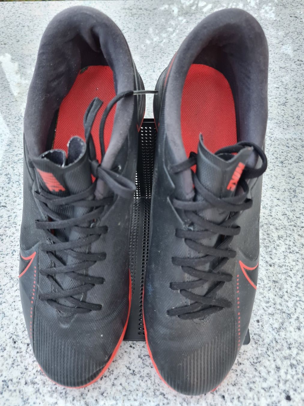 Nike Herrenschuhe: NIKE Shoe Schuhe EUR-Gr. 43 – Gebraucht aus Münchenstein von vitalfit